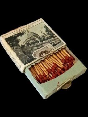 Vintage Italian Matchbox Societa Anonima‎ Milano Foligno Trieste w/Matches